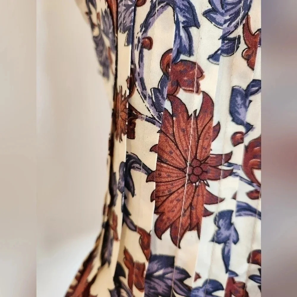 NWT || LET ME BE || strappy tanktop - Picture 5 of 8